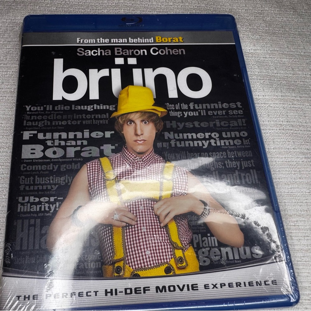 brüno Blu-ray Movie Featuring Sacha Baron Cohen – Yellow Costume